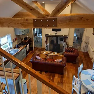  Holiday home Mary's Bespoke